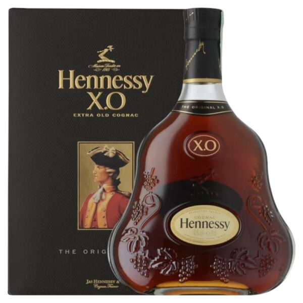 Hennessy XO konyak + díszdoboz (0.7l - 40%)